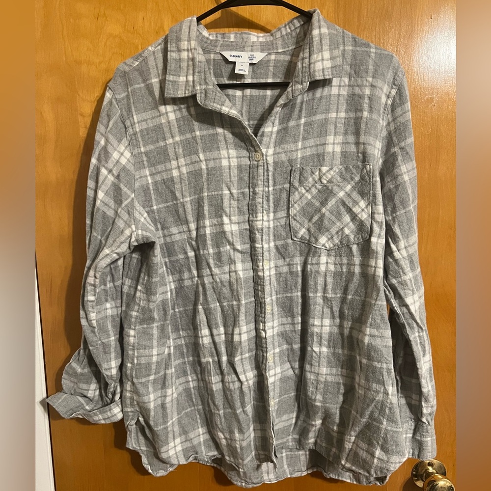 Old Navy Women’s Classic Shirt Plaid Flannel Button Down